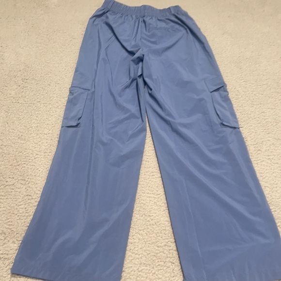 Aerie OFFLINE BY AERIE NYLON CARGO PANT size XS Short color blue - Picture 6 of 10